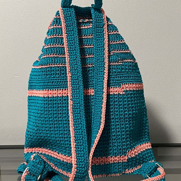 Hand knitted backpack/ handmade backpack/gifts for her - Picture 5 of 6